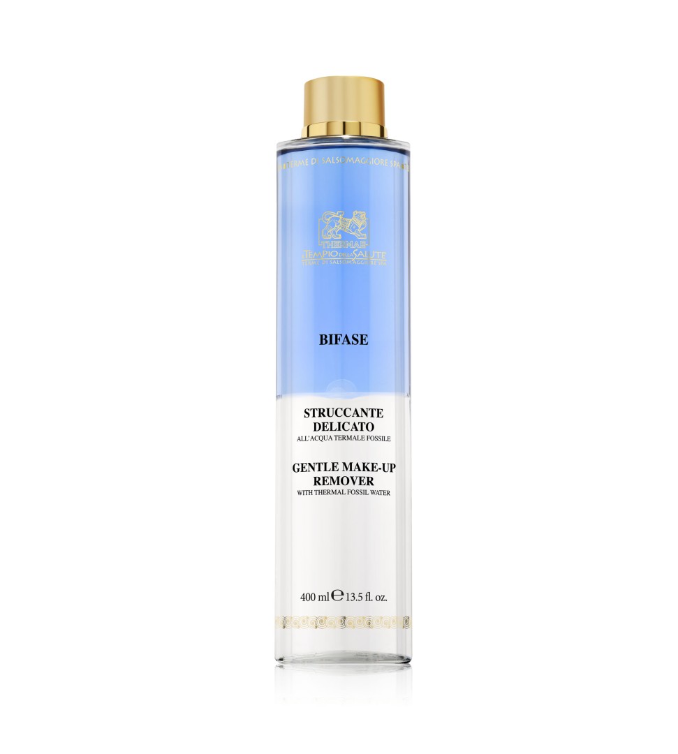 Gentle make-up remover with thermal fossil water